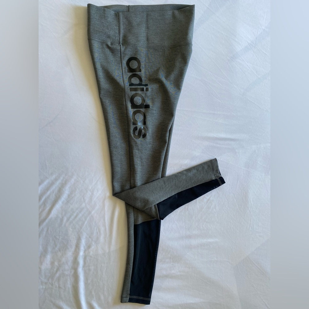 adidas legging. brand new
